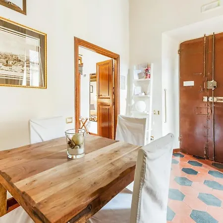 Appartamento Delightful Piazza Di Spagna With Balcony *