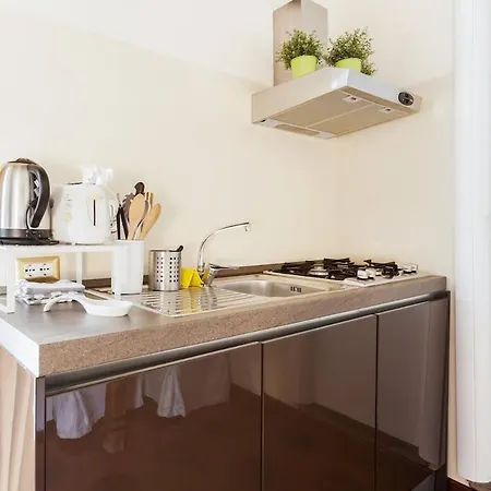 Delightful Piazza Di Spagna With Balcony *